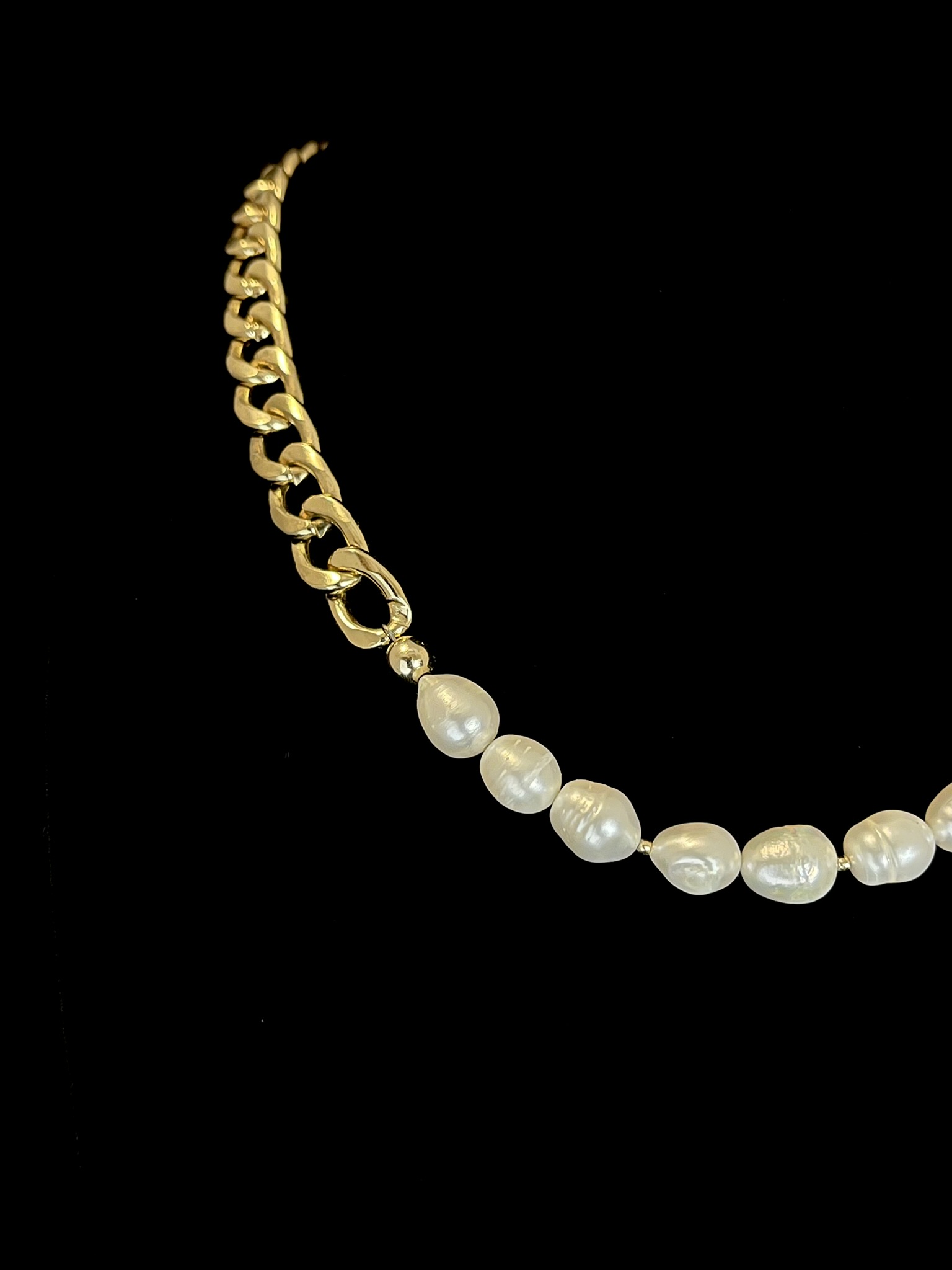 Bold Cubana - L.A.M.V. Fusion Necklace - Image 2