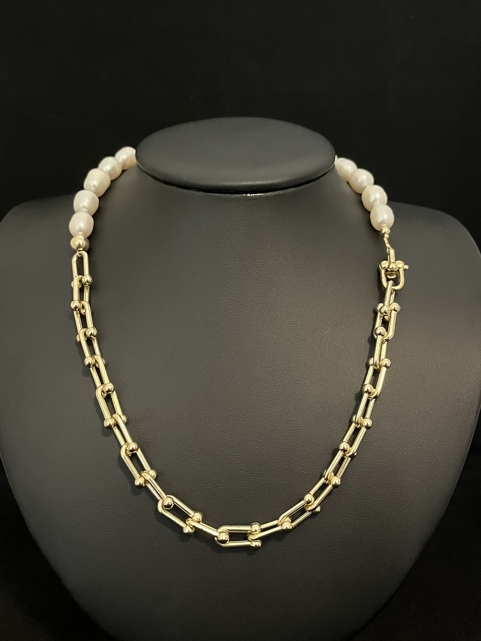 Bold Pearl Horseshoe - L.A.M.V. Fusion Necklace - Image 4