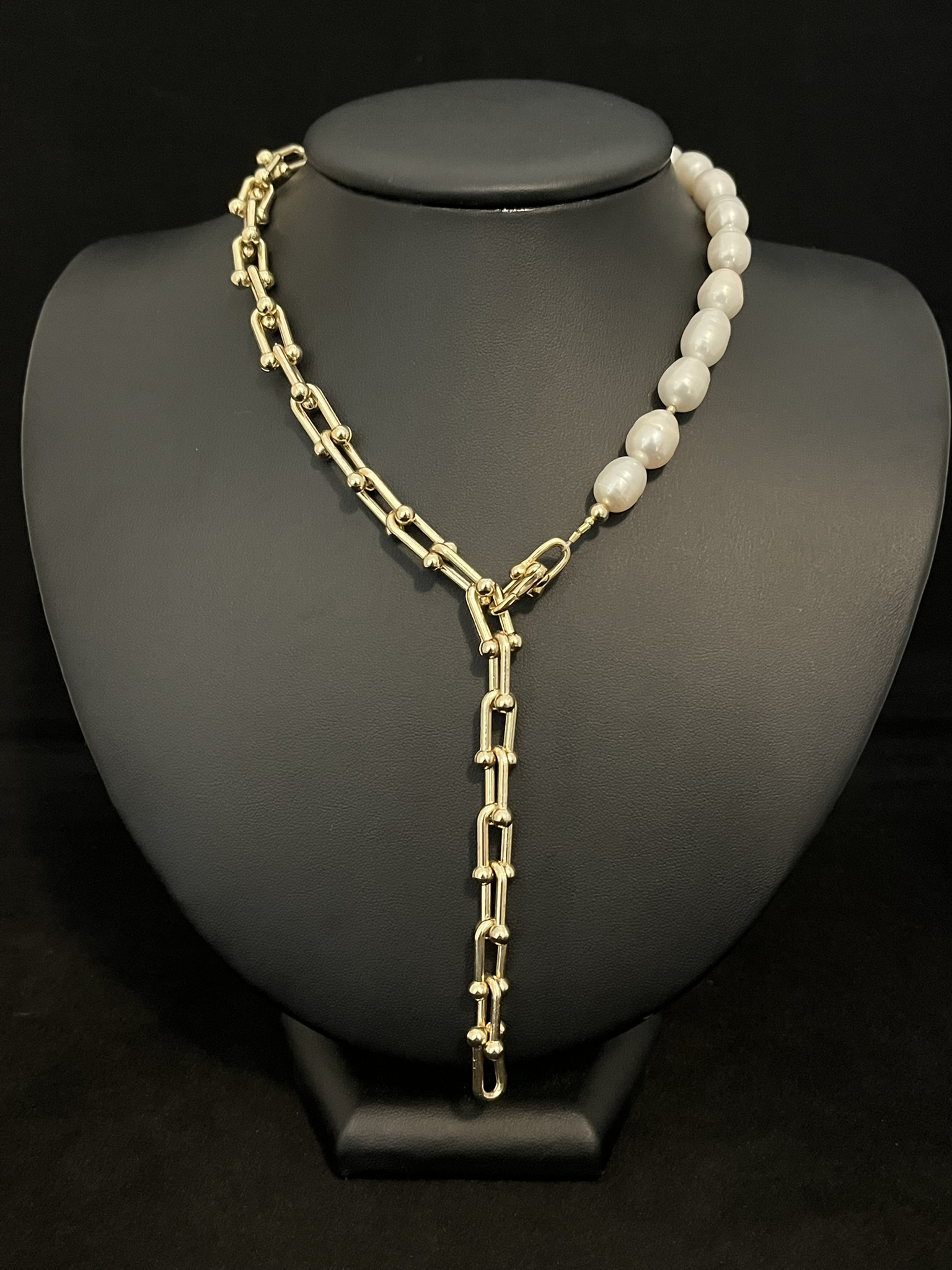 Bold Pearl Horseshoe - L.A.M.V. Fusion Necklace - Image 7